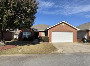 214 Pebble Beach Dr, Perry, GA 31069