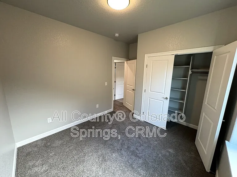 519 Brecken Ct — Photo 22