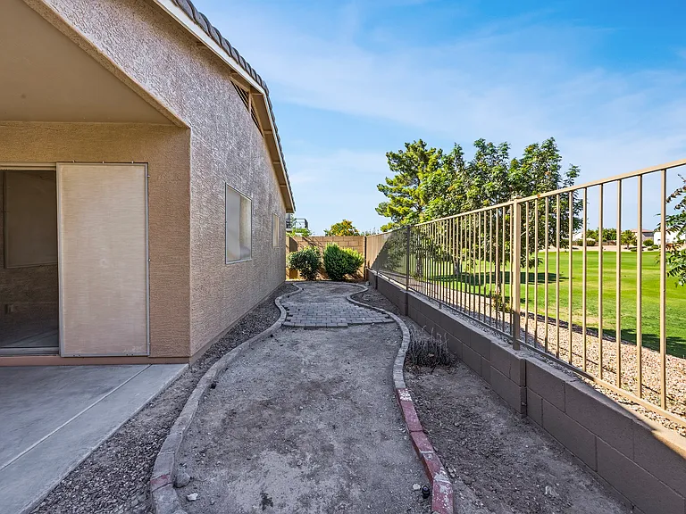 40301 N Fazio St — Photo 23
