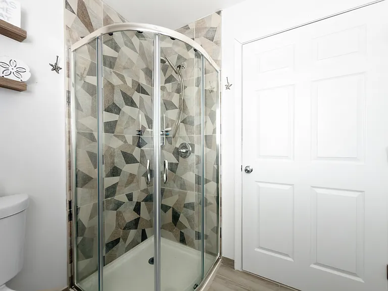 107 Chesapeake Bay Ct — Photo 15