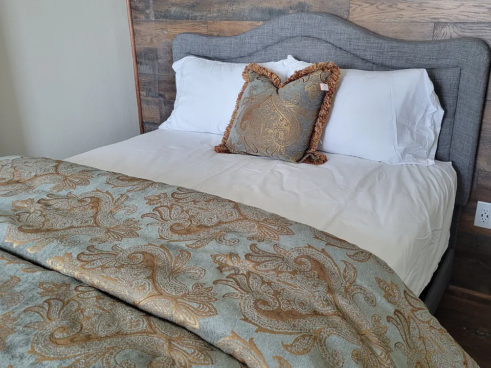 Bedroom with queen-size bed