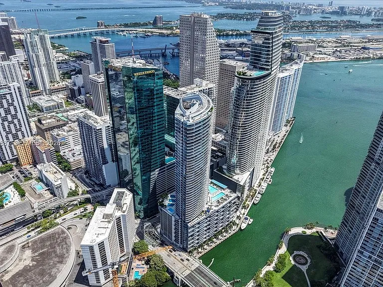 200 Biscayne Boulevard Way #Penthouse 5401 — Photo 37