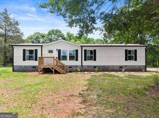 4046 Holly Springs Rd, Gillsville, GA 30543