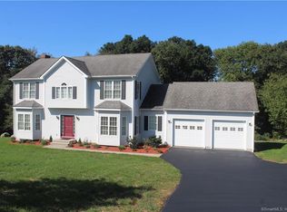 10 Two Mile Hill Rd, Waterford, CT 06385