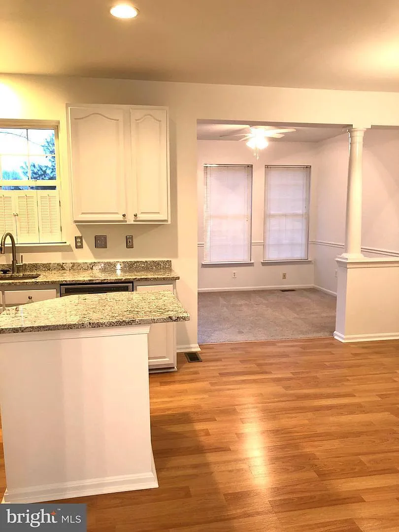 58 Millhaven Ct — Photo 3