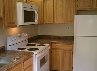 1004 Wilson Point Rd APT B, Middle River, MD 21220