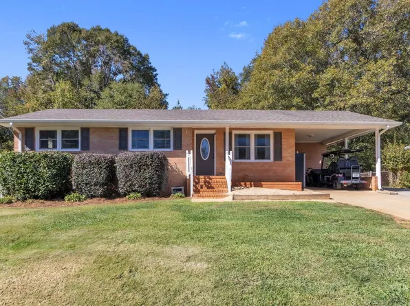 8 Melody Ln, Greenville, SC 29617