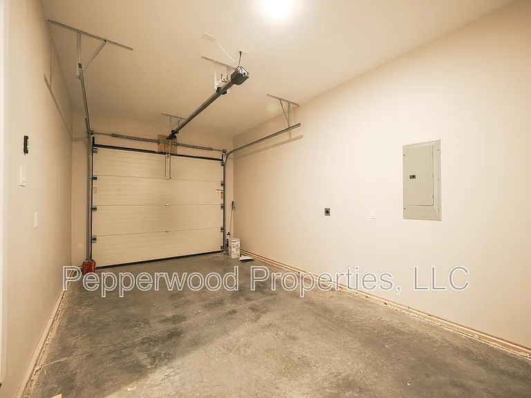 933 Ansel St — Photo 20