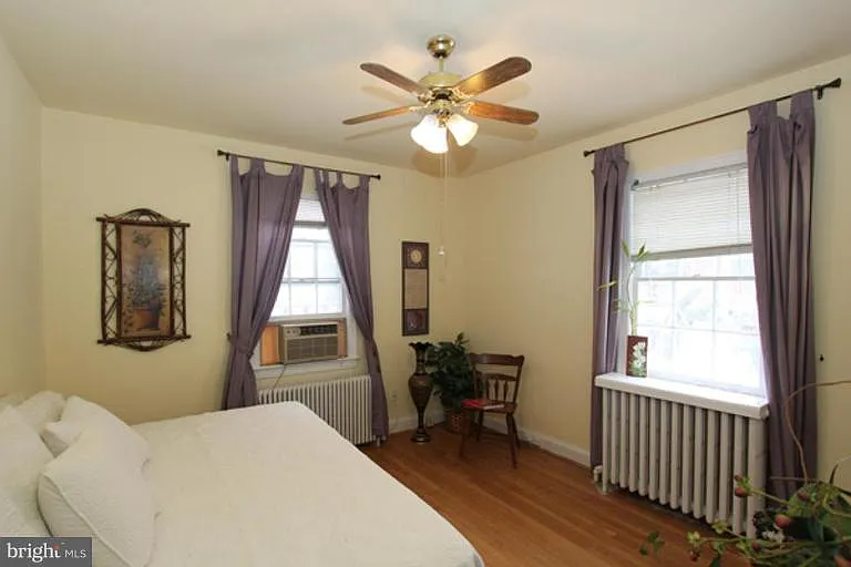 108 N Brook Ln — Photo 7
