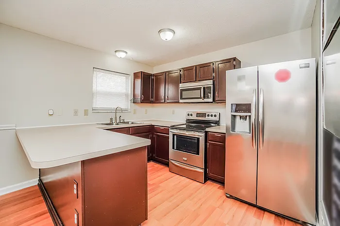 1449 Pepper Ln — Photo 8
