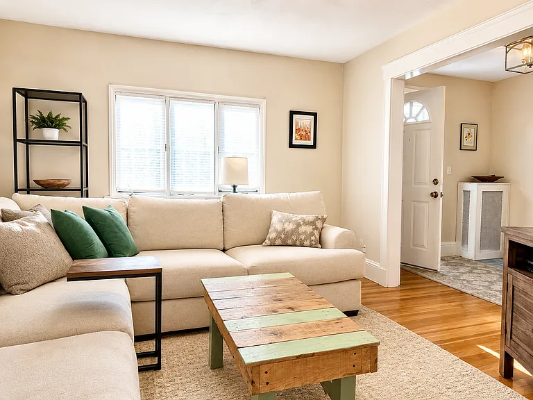68 Willis Ave #1 — Photo 19