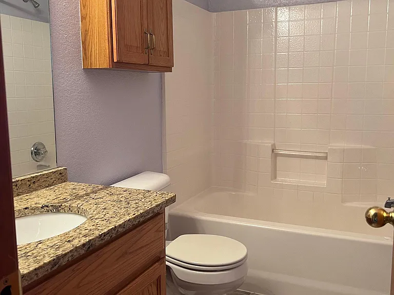 16232 Seminole Dr — Photo 9