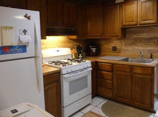 9142 Chicot Ct, Jamaica, NY 11417