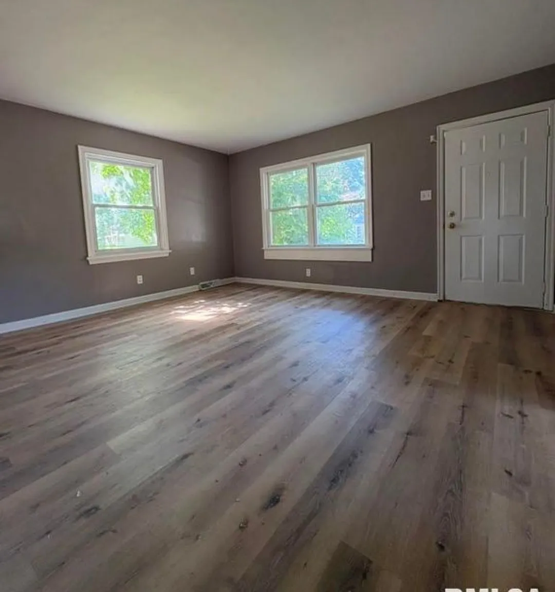 3 bed, 1280 sqft, $1,500 — Photo 3