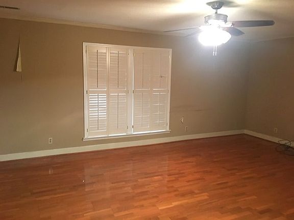 3rd image of 72 Herb Fry Dr