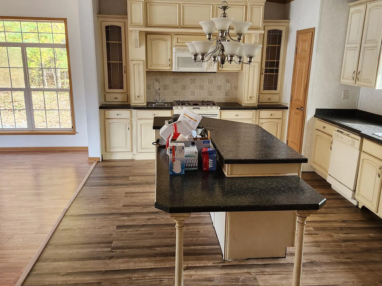 1356 W Pulaski Hwy — Photo 3