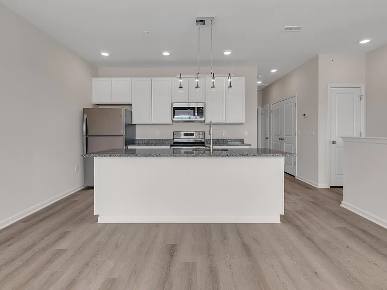 33 Wildflower Ln — Photo 7