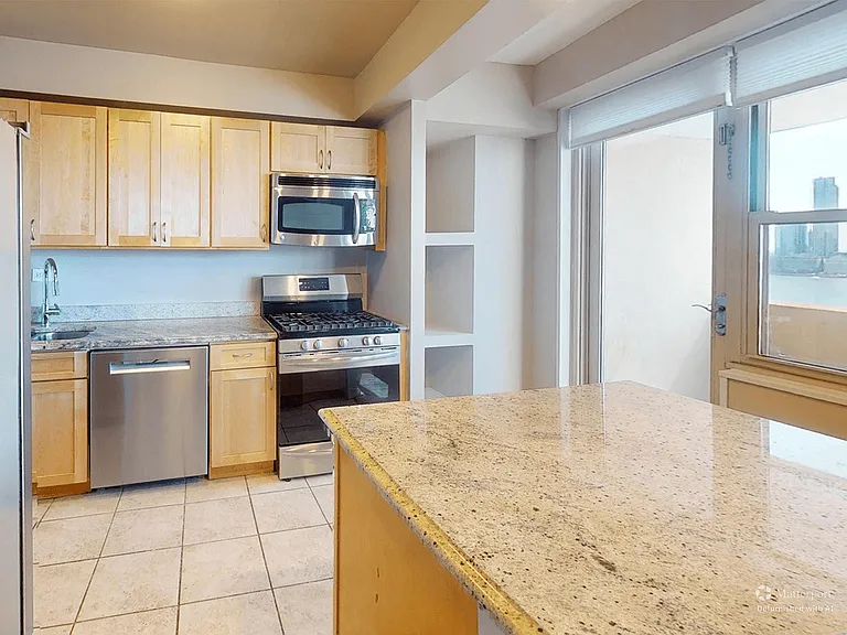 80 N Moore St #8034H — Photo 2