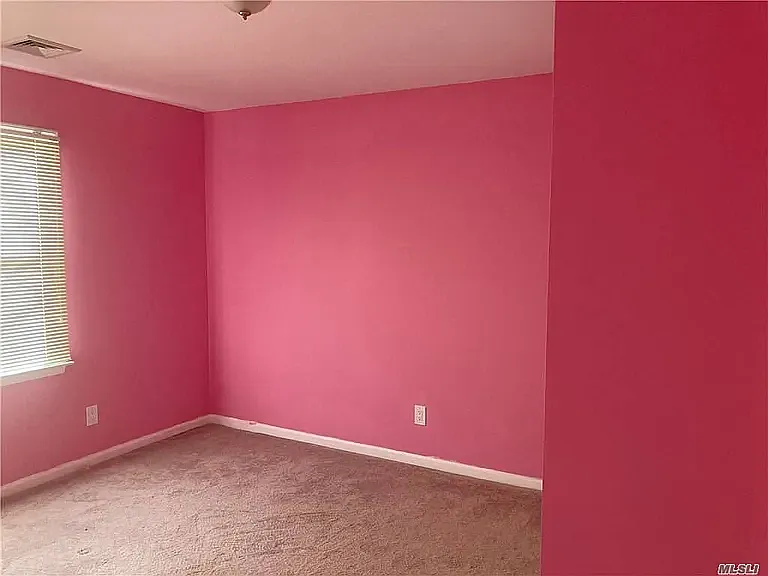 46 Garden City St — Photo 13