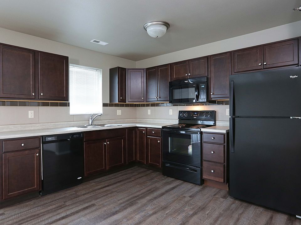 Gatewood Estates 143 Bruneau Dr North Sioux City SD Zillow