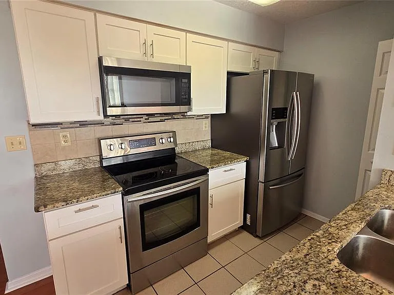2747 N Poinciana Blvd #12 — Photo 5