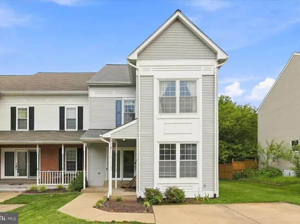 13118 Hearthside Ln, Fairfax, VA 22033