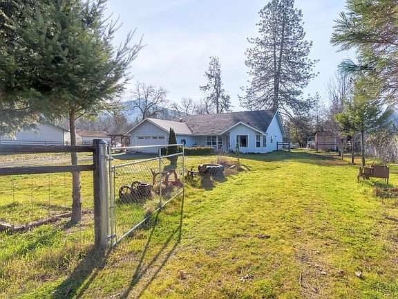 2nd image of 8576 E Evans Creek Rd