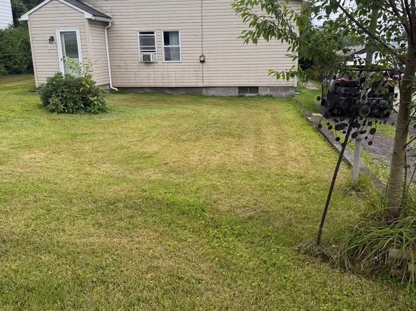 418 Keystone St, Seward, PA 15954