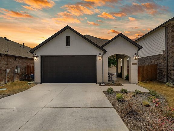 2nd image of 22609 Bristlegrass Ln