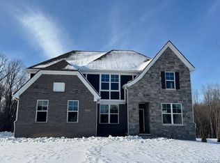 22885 Jens Dr, South Lyon, MI 48178