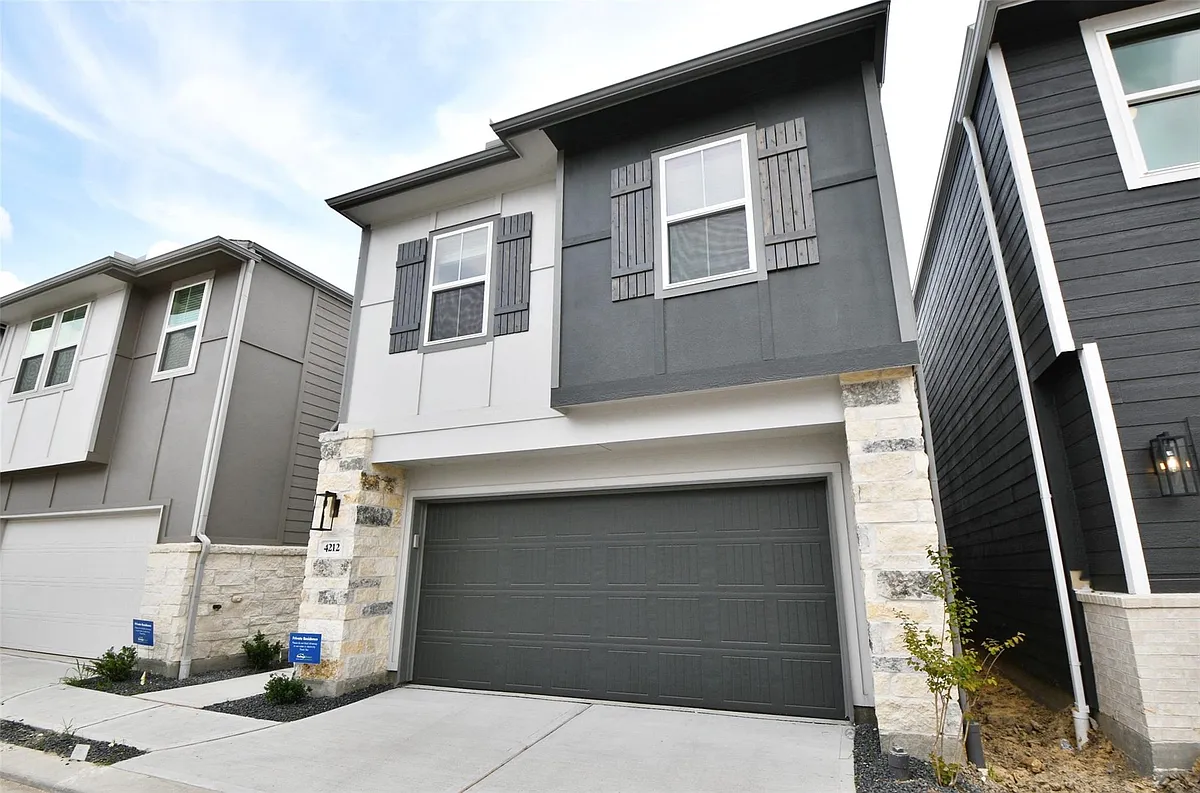 Building Photo - 4212 Lyons Fall Dr