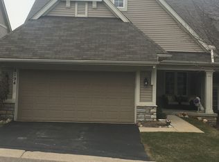 8194 Timber Trl, White Lake, MI