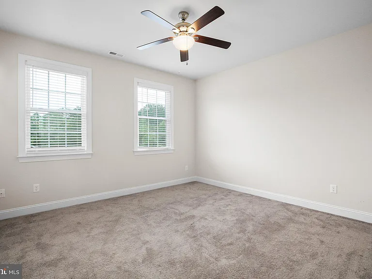 6337 Louisianna Rd — Photo 36