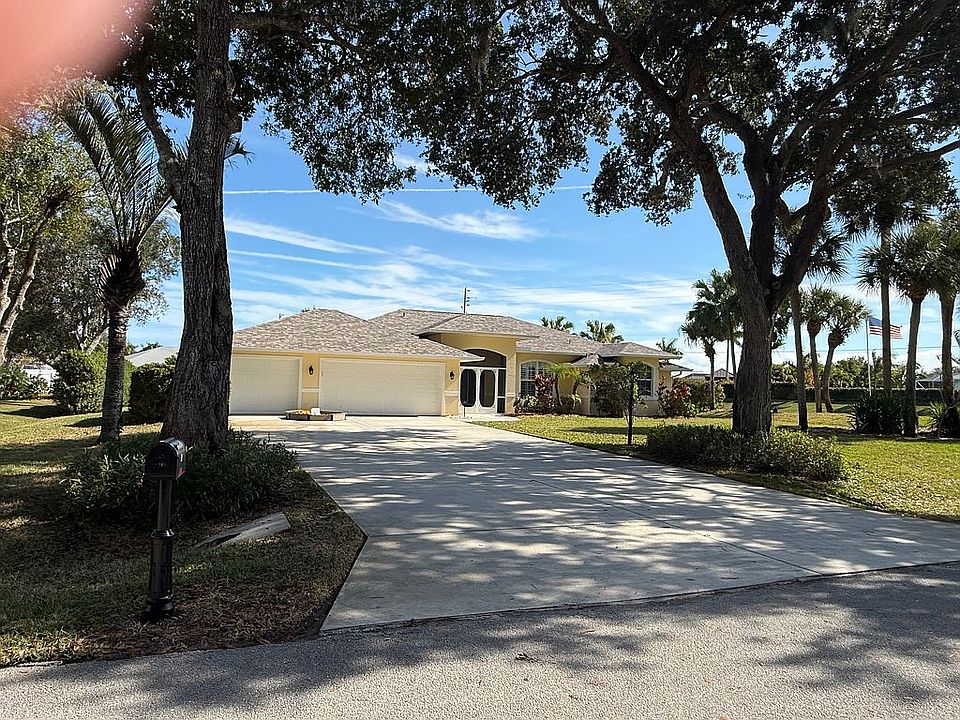 1st image of 101 Arega St