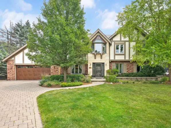 3525 Venard Rd, Downers Grove, IL 60515
