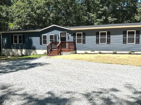4628 Bradley Farm Rd N, Tappahannock, VA 22560