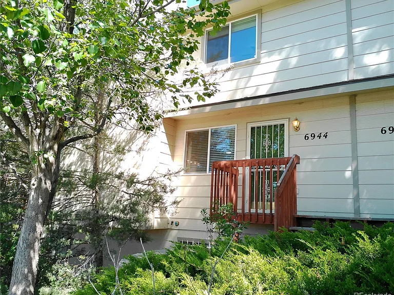 6944 Palmer Park Blvd — Photo 3