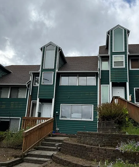 4404 Terrace Dr #3 — Photo 3