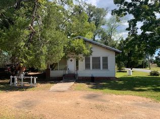 204 N Miller Ave, Bainbridge, GA 39817