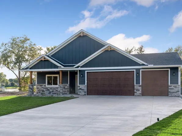 13664 Gladiola St NW, Andover, MN 55304
