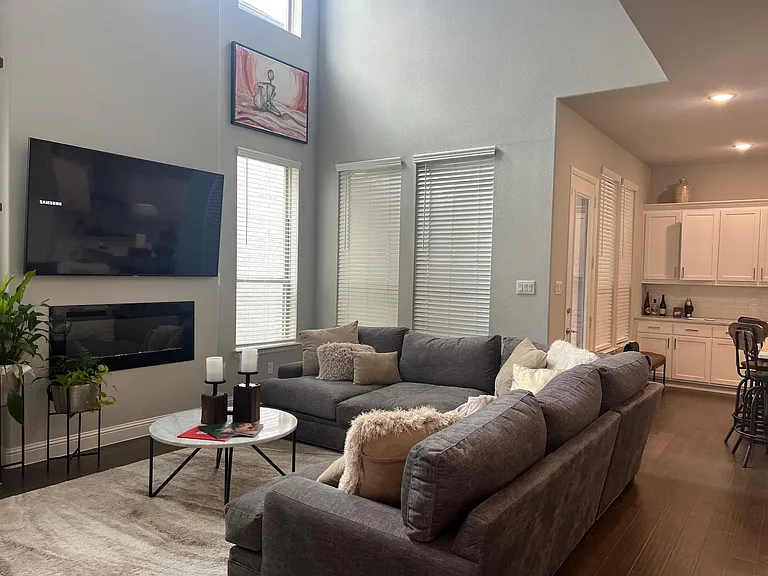 13244 Jonata St — Photo 7
