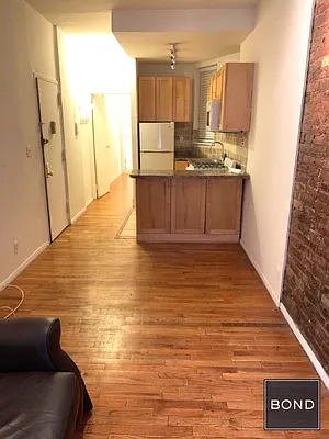 Rented by Bond New York | media 20