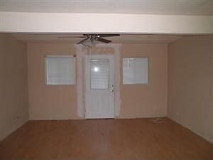 4th image of 7560 Garden Gate Dr