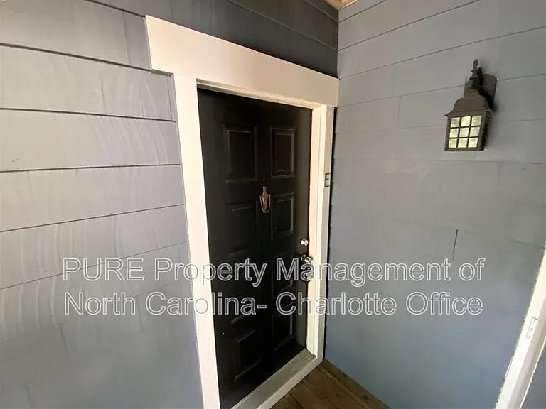 415 W 8th St #E — Photo 2