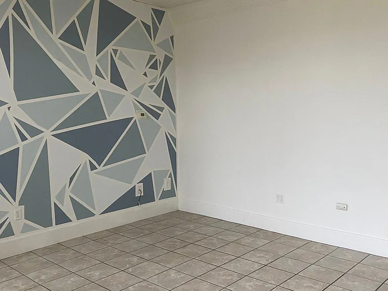14 E Market St #12 — Photo 4