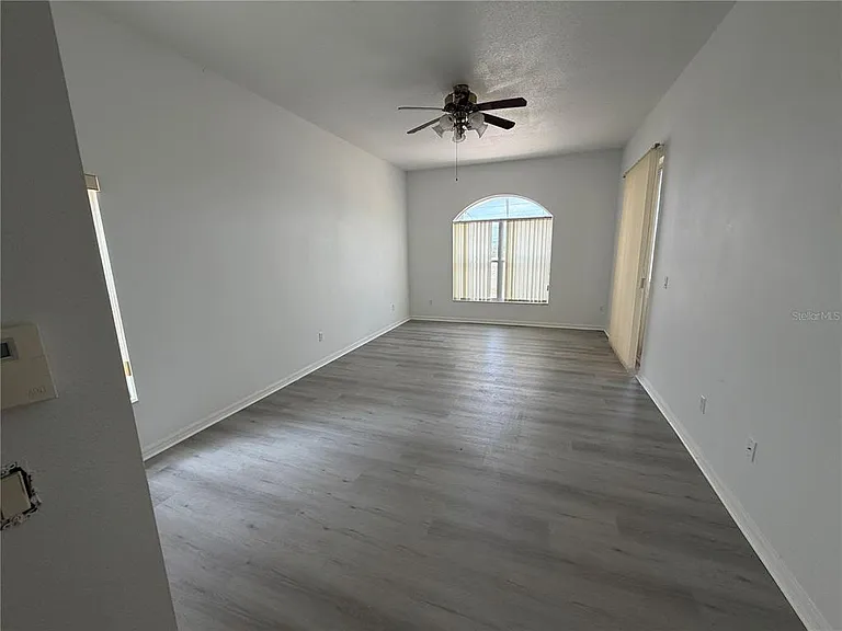 7841 Belvoir Dr — Photo 4