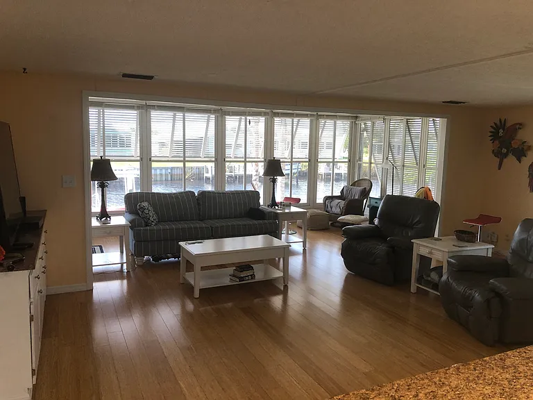 122 Martinique Rd — Photo 18