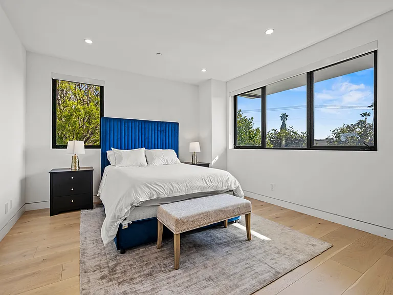 12125 W Sunset Blvd — Photo 33
