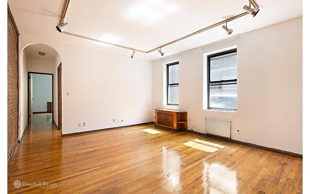 Rented by Douglas Elliman | media 25