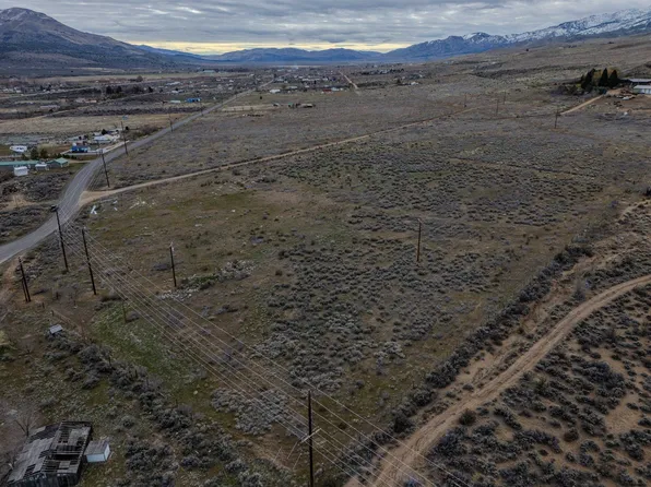 463505 Laura Dr, Doyle, CA 96109